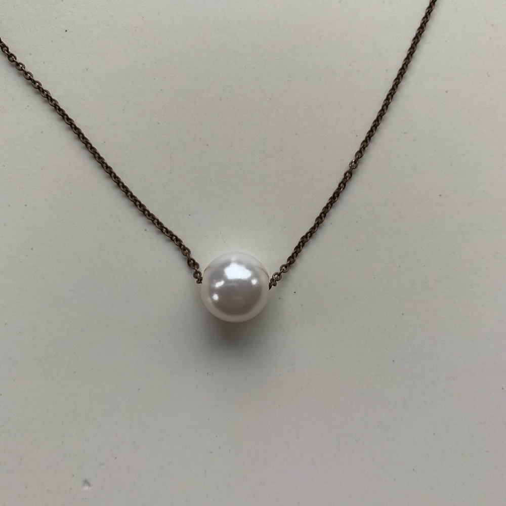Pearl necklace